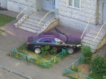 парковка у дома.1.jpg